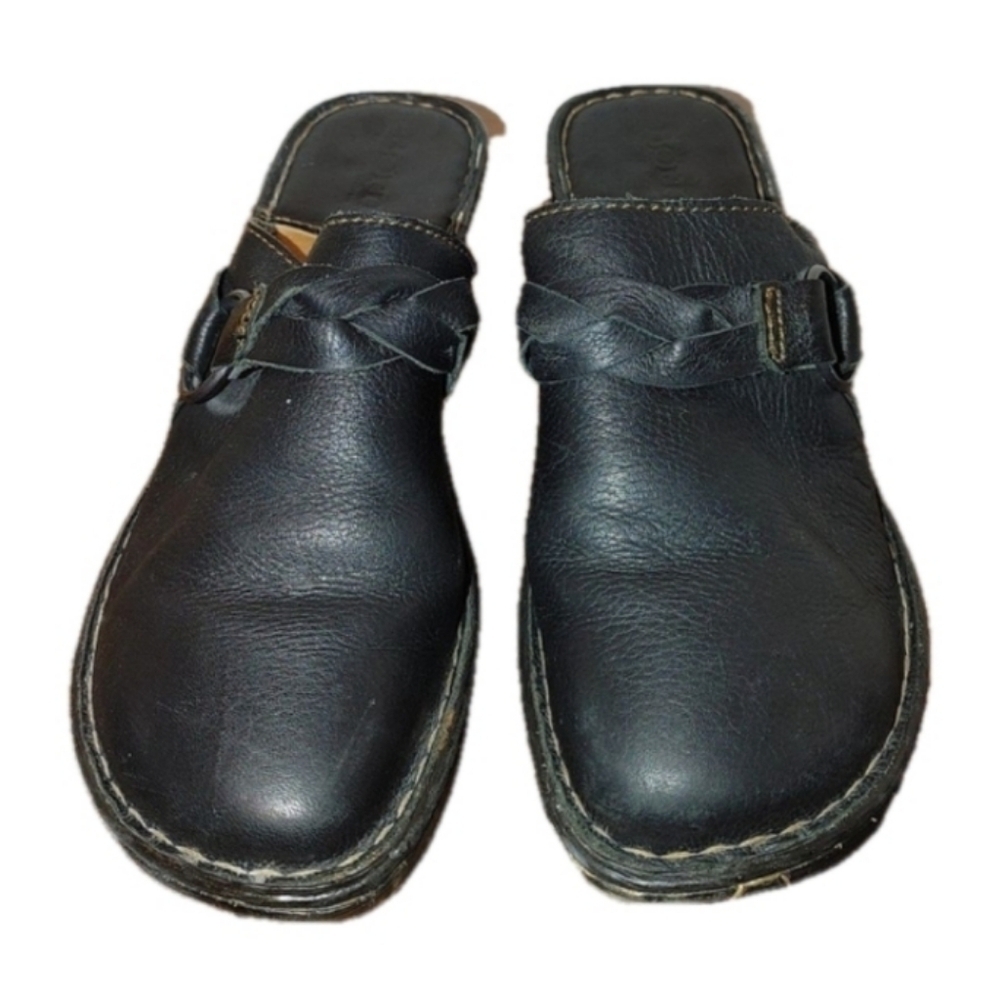 BORN Mules Size 8M